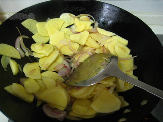 脆土司土豆濃湯