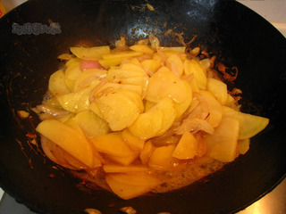 脆土司土豆濃湯