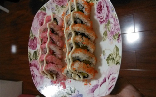 櫻花壽司和飛魚子壽司