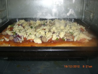 牛肉薩拉米披薩