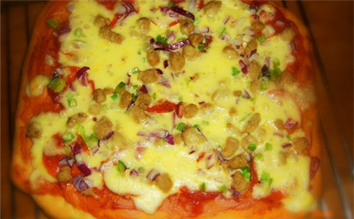 牛肉薩拉米披薩