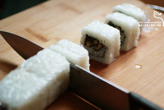 飛魚籽壽司卷