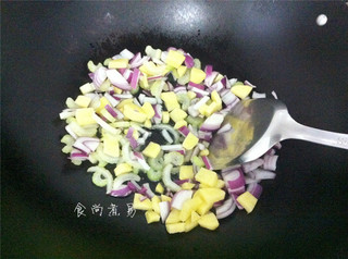 黑椒牛肉芝士焗飯 黑椒牛肉芝士焗飯