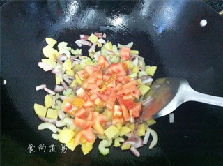 黑椒牛肉芝士焗飯 黑椒牛肉芝士焗飯