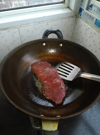 黑椒牛排