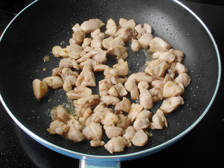 BBQ雞肉核桃披薩
