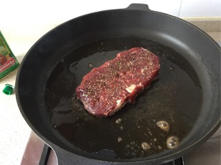 煎牛排