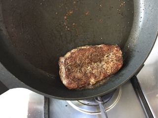 煎牛排