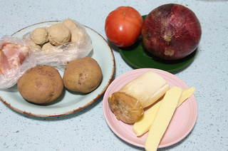 茄汁肉丸焗土豆泥