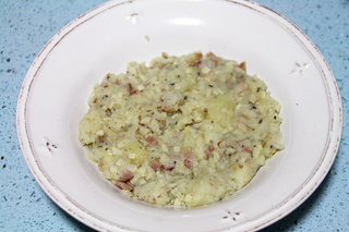 茄汁肉丸焗土豆泥