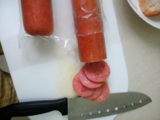 熏烤火腿腸三文治