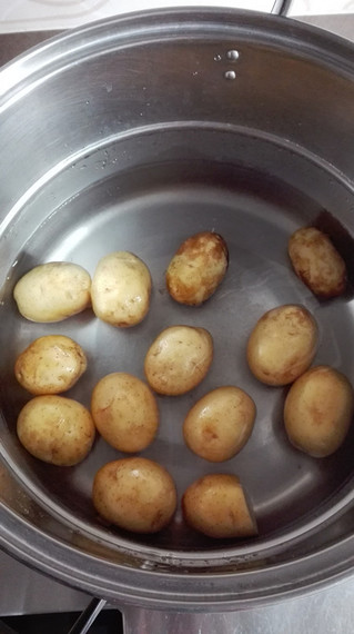 迷迭香土豆色拉