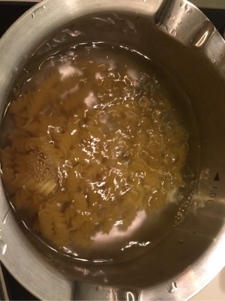 青醬海鮮意大利面
