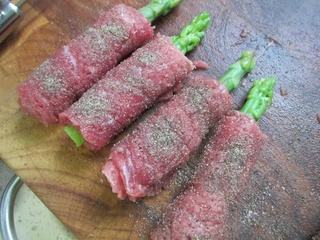 蘆筍牛肉卷