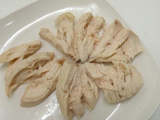 蘆筍雞絲色拉