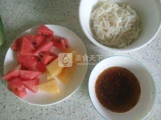 冰鎮西瓜哈密瓜冷面