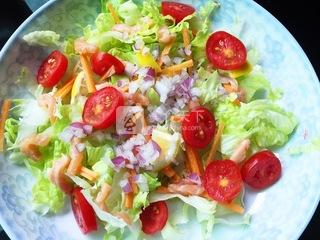 三文魚蔬菜沙拉