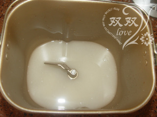 香酥蝦花邊披薩
