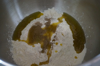 傢常番茄橄欖披薩
