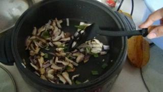 香菇雞肉披薩