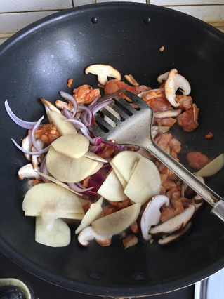 奧爾良烤雞腿肉披薩