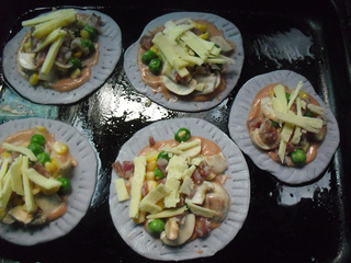 菜汁餃子皮匹薩