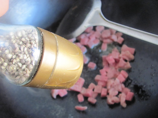 脆底牛肉皮薩