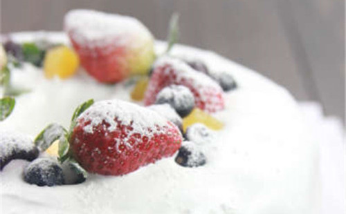 聖誕草莓花環奶油蛋糕