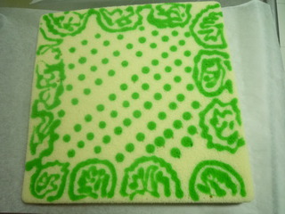 綠色花邊波點蛋糕卷