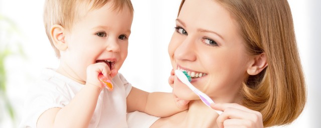 幾歲刷牙合適 小孩子適合從幾歲開始刷牙