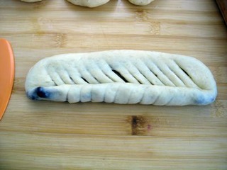 豆沙花環面包