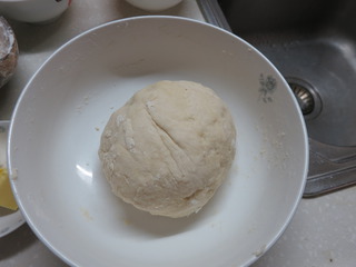 毛毛蟲豆沙面包