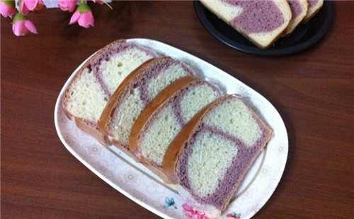 紫薯花紋面包