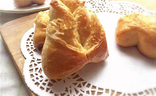 三角椰蓉面包