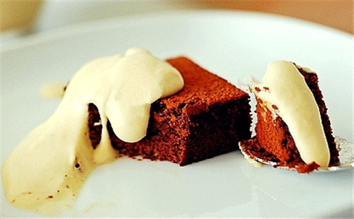 巧克力海綿蛋糕