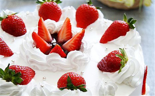 草莓修多蛋糕
