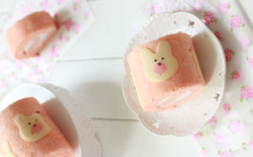 粉色小兔蛋糕卷