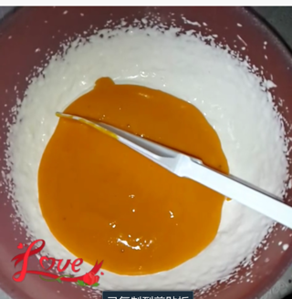 紫薯卷南瓜慕斯蛋糕