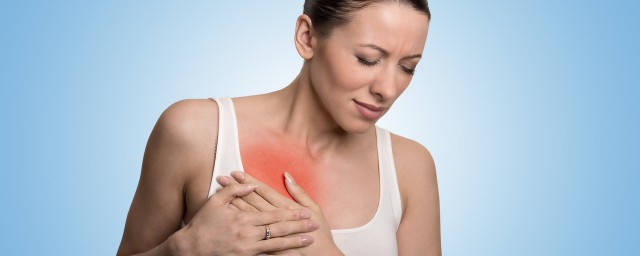 一側乳腺脹痛怎麼辦 一側乳房脹痛怎麼回事