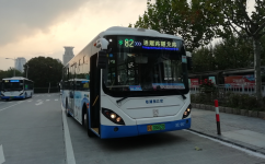 上海82路公交