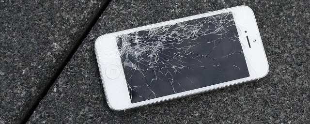 手機碎屏怎麼辦 手機屏幕碎瞭怎麼辦