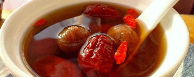 紅棗枸杞水隔夜能喝嗎 你會這樣做嗎