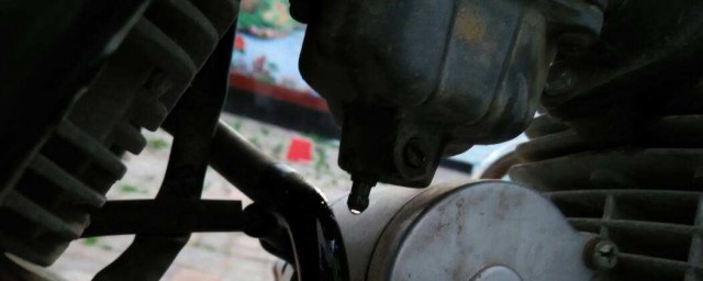 摩托車漏油是什麼原因 你瞭解嗎
