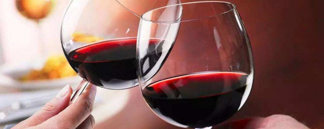 紅酒飲用方法 正確喝紅酒的方法