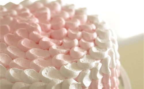 粉紅佳人生日蛋糕