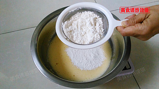 奶香戚風蛋糕