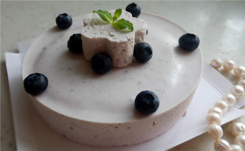 雙層藍莓慕斯蛋糕