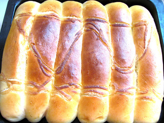 沙拉面包