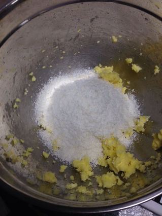 椰蓉辮子面包