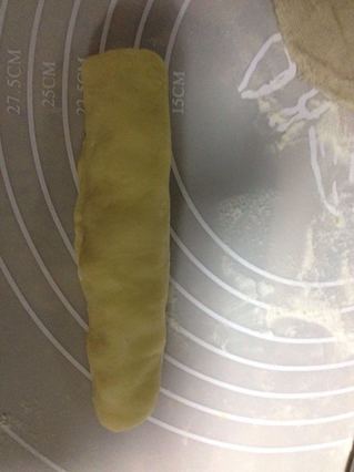 椰蓉辮子面包